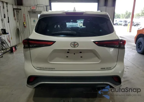 2021 Toyota Highlander Xse z USA, uszkodzony, nr VIN 5TDLZRBH3MS056530